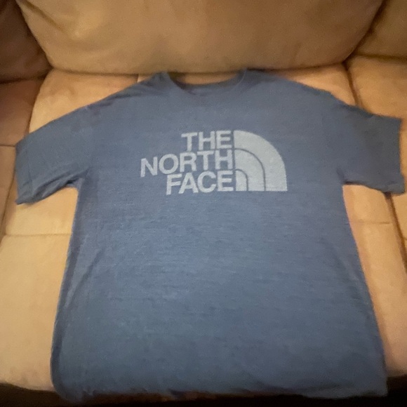 North Face t-shirt - Picture 1 of 3